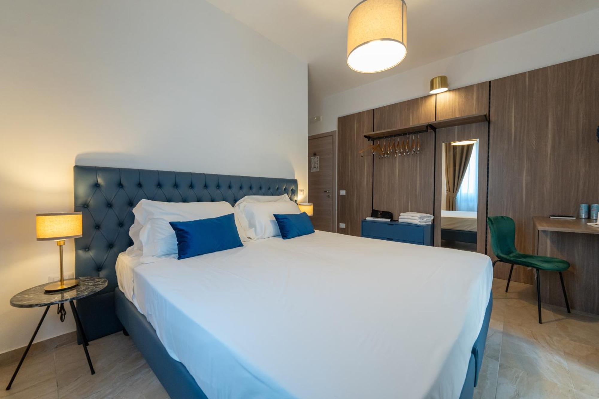 Boutique Hotel Palazzo Donna Iulia Pozzuoli Exterior photo