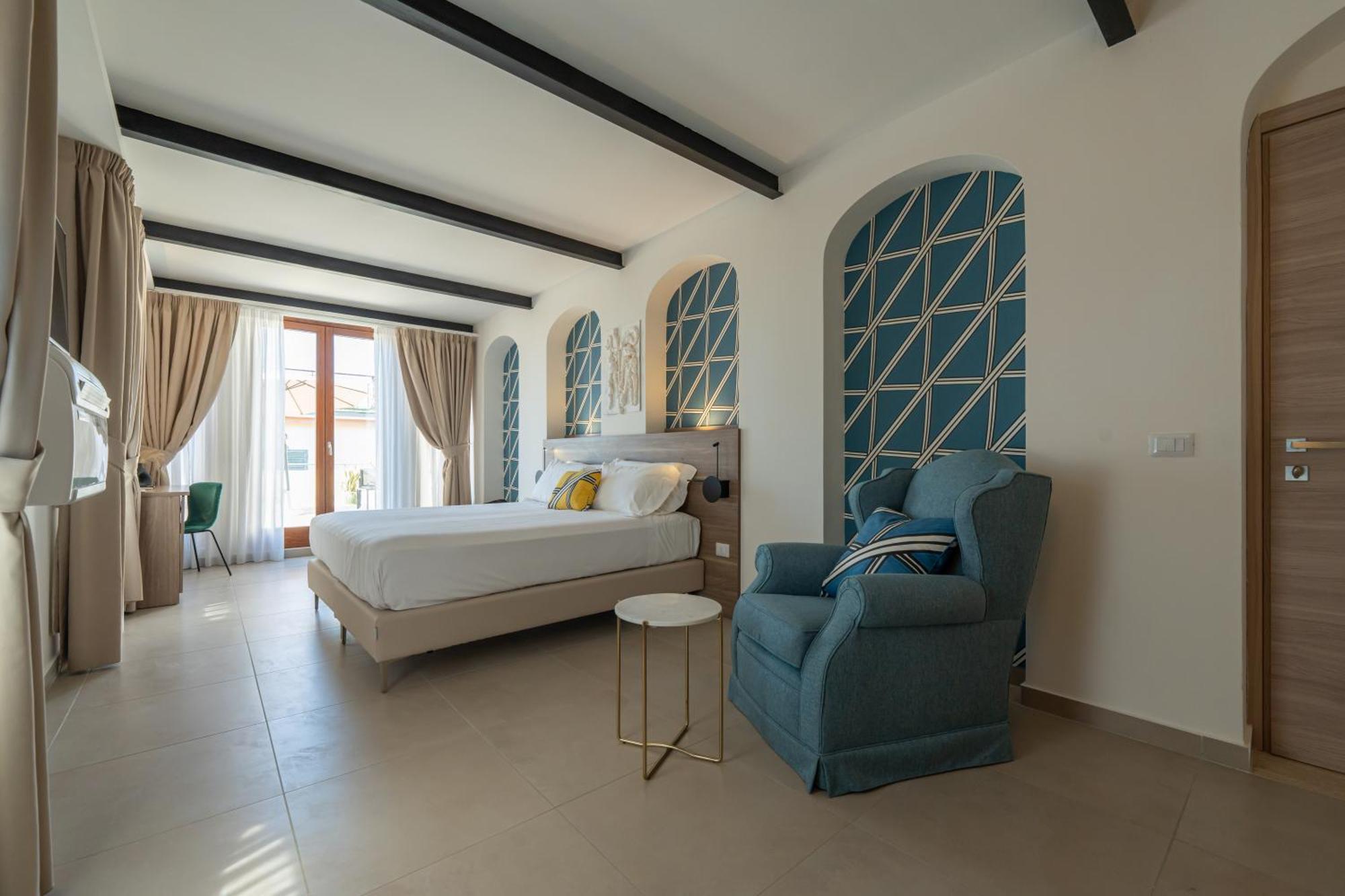 Boutique Hotel Palazzo Donna Iulia Pozzuoli Exterior photo